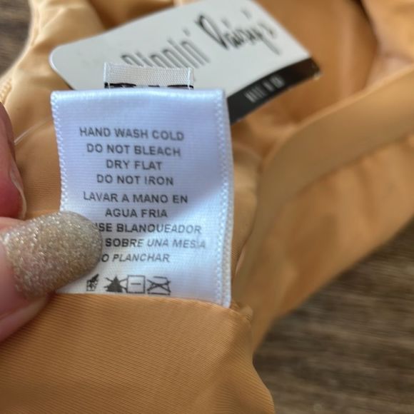 NWT DIPPIN Daisys made in USA large bikini top - Picture 8 of 9